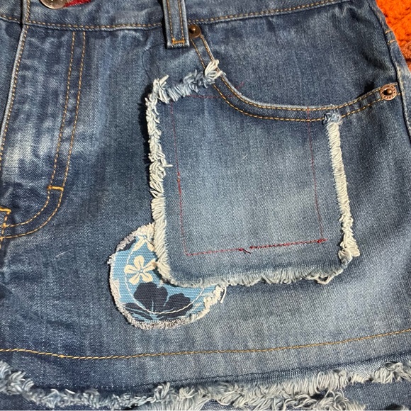 Tommy girl Y2K flower Jean very short shorts - Picture 5 of 7